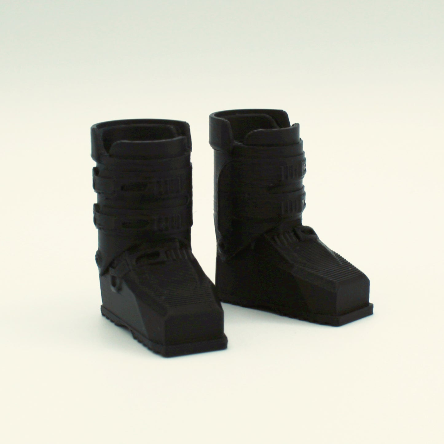 Black - Magnetic Ski Boots