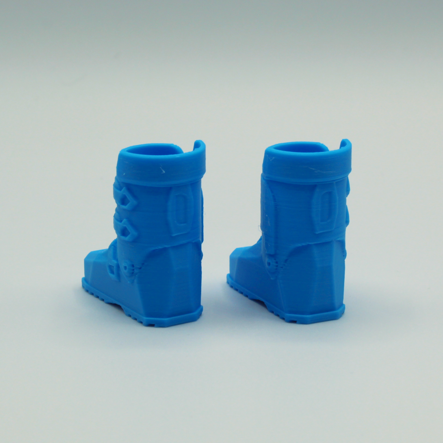 Cyan - Magnetic Ski Boots